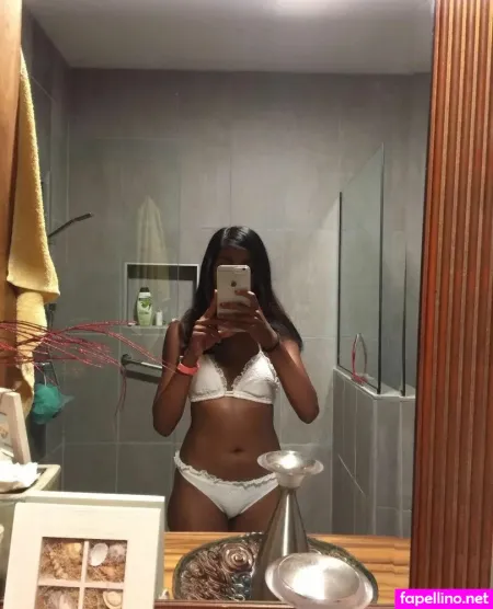 Bambigirl02 OnlyFans Thumbnail #5DHD5XYk4k