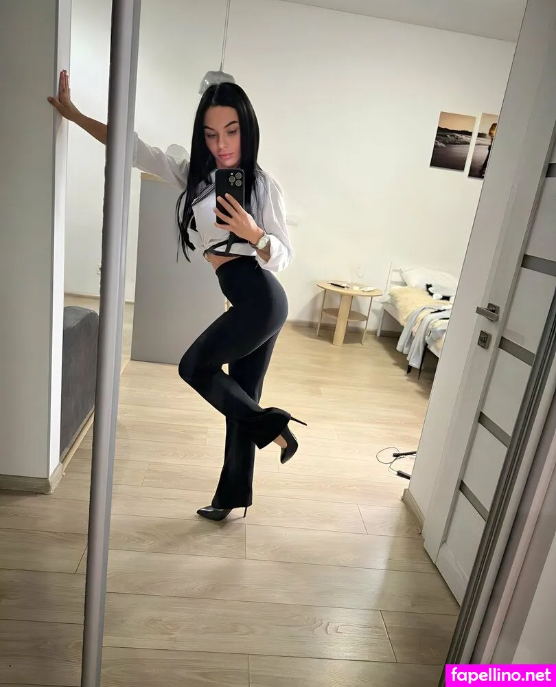 bambihelena Nude Leaked OnlyFans Photo #2dliSGSwEC