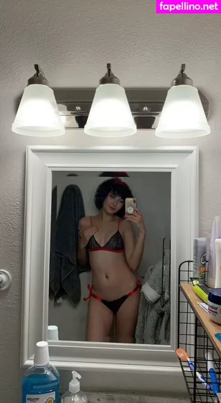 Bambiibonsaifree OnlyFans Thumbnail #oOh2LkBWZE