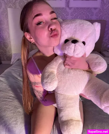 Bambybelle OnlyFans Thumbnail #p5vnaf7X40