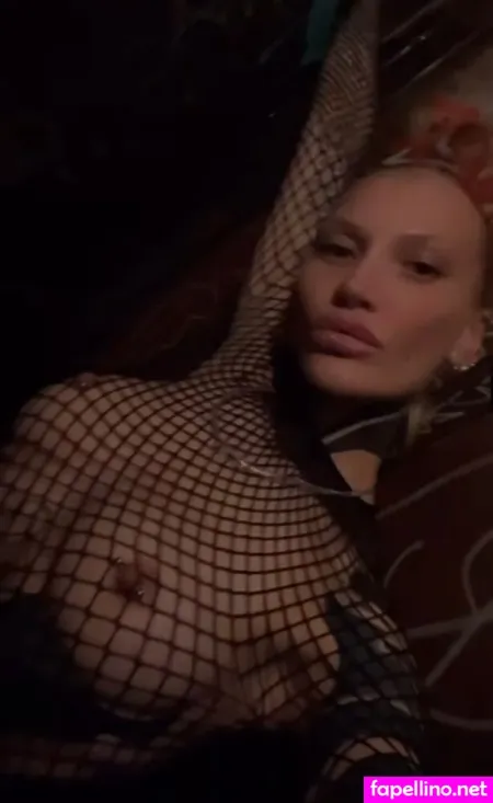 Bambyblaze OnlyFans Thumbnail #lyZWqLwRVv