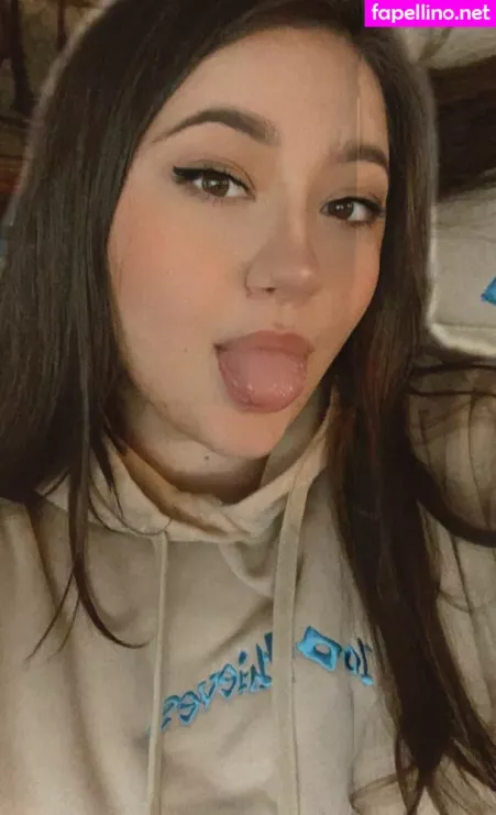 Bananabrea OnlyFans Thumbnail #7YMAN7SeO1