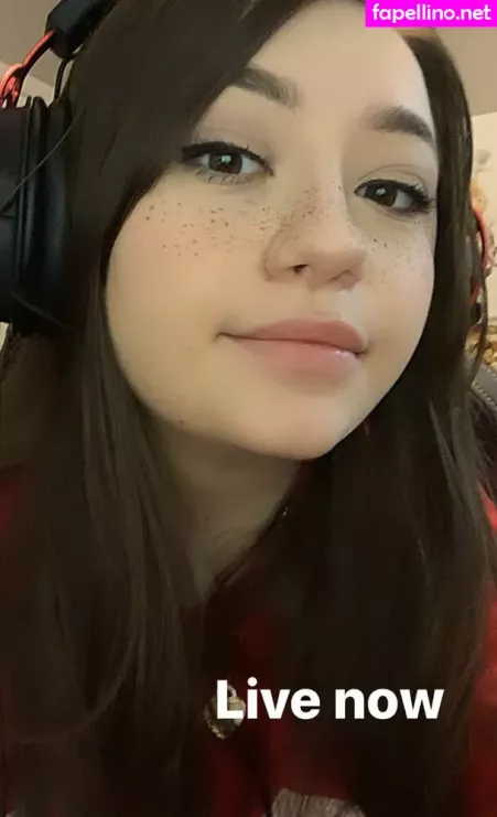 Bananabrea OnlyFans Thumbnail #ZbrBgUZl6y