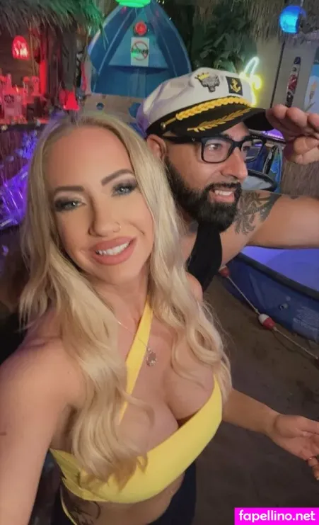 Bananiganisland OnlyFans Thumbnail #9lOv2o2v2L