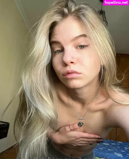 Banannahanna OnlyFans Thumbnail #Q7WQWDlAUC