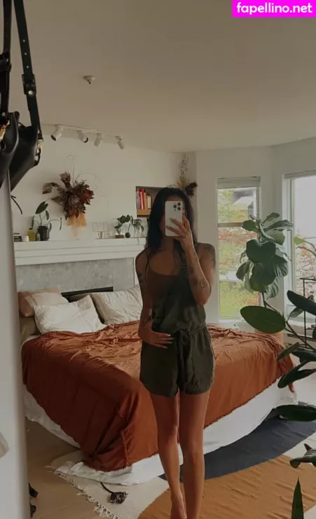 Banhmibailee OnlyFans Thumbnail #YdMQ1gvKoX