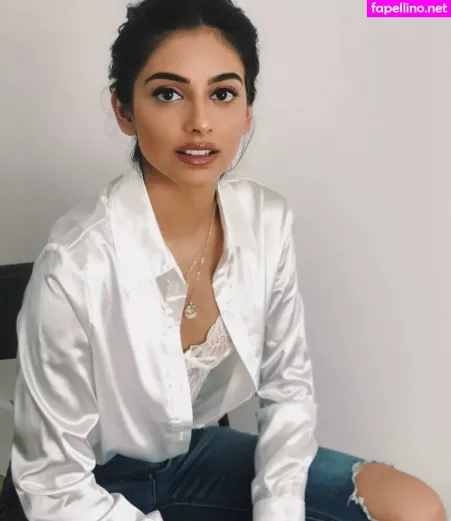 Banita Sandhu OnlyFans Thumbnail #y9gK8wAyRg