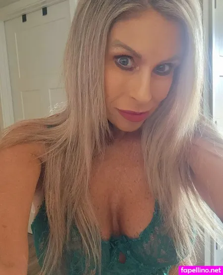 Bankruptblonde OnlyFans Thumbnail #y0MIi8cPX1