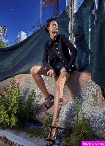 Bara Holotova OnlyFans Thumbnail #6IV2gmEJHL