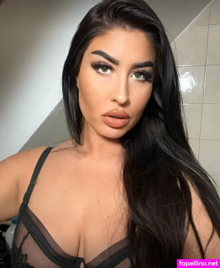 Baranyai Lanyok OnlyFans Thumbnail #UryolfNWjs