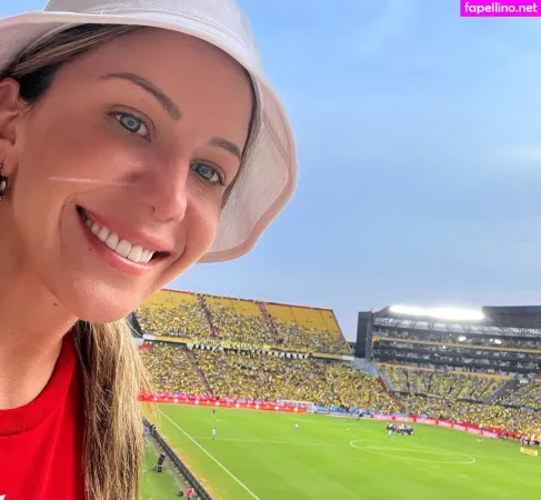 Barbara Coelho OnlyFans Thumbnail #C32KZn9jF5
