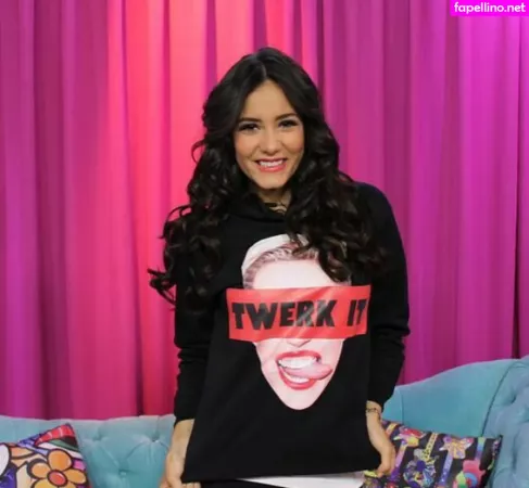 Barbara Islas OnlyFans Thumbnail #B6RdMRNlSi