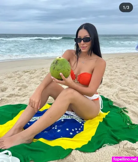 Barbara Leme OnlyFans Thumbnail #Dem2Y6KWq8