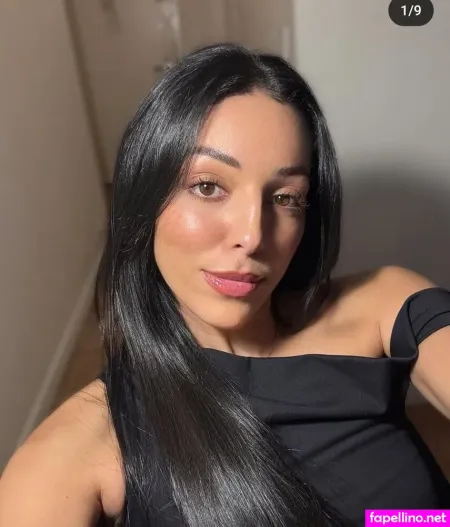 Barbara Leme OnlyFans Thumbnail #Fcw5XiM0Zj
