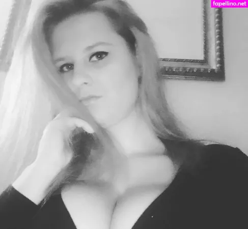 Barbara Szabo OnlyFans Thumbnail #aim0tMKPuE