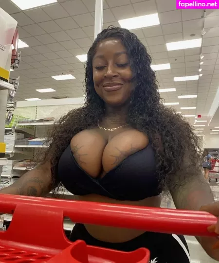 Barbeebandzfree OnlyFans Thumbnail #ZoieUgOps7