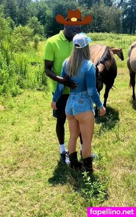 Barbeebayou OnlyFans Thumbnail #AkD5r8ar1z