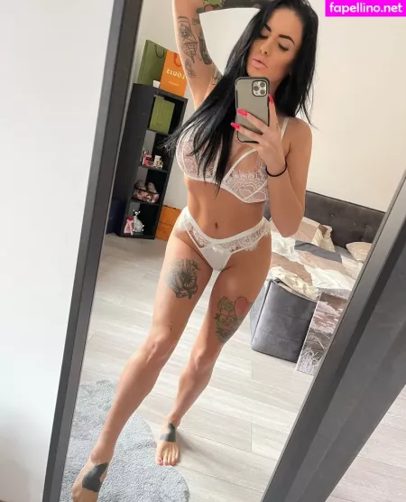 Barbie Esm OnlyFans Thumbnail #LOacxEN5c2