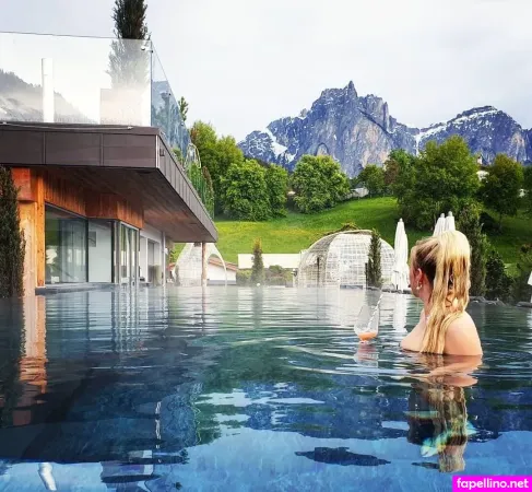 Barbie Maegde OnlyFans Thumbnail #Rxn4qwwaAM