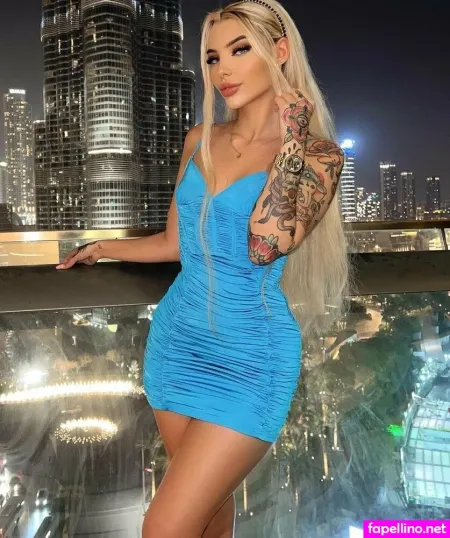 Barbie Raxett OnlyFans Thumbnail #u9hwlRaUPO