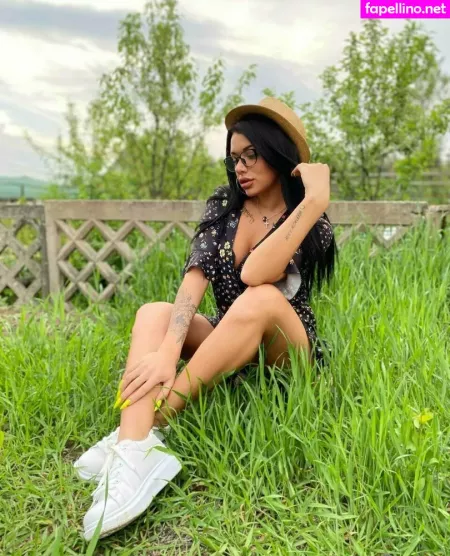 Barbie33 OnlyFans Thumbnail #66LHqMB0eT