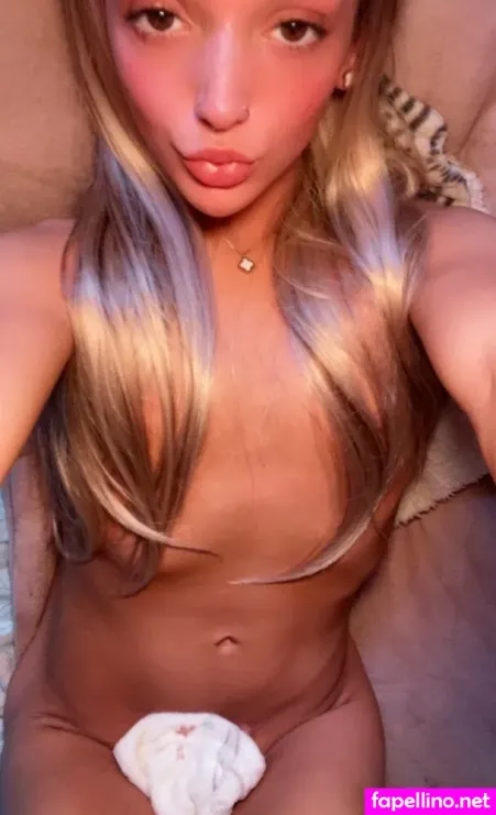 Barbiebelladollz OnlyFans Thumbnail #xBWB6P1Zdk