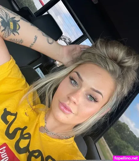 Barbiebrookeecc OnlyFans Thumbnail #5KEdw2iPBU