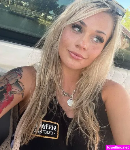 Barbiebrookeecc OnlyFans Thumbnail #LDdpxYKMbG