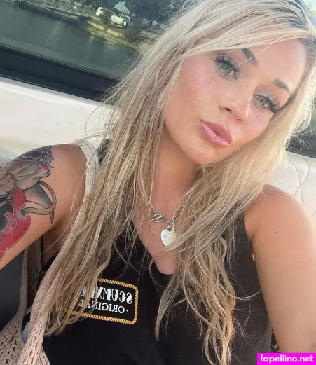 Barbiebrookeecc OnlyFans Thumbnail #VXGwwbcoRI