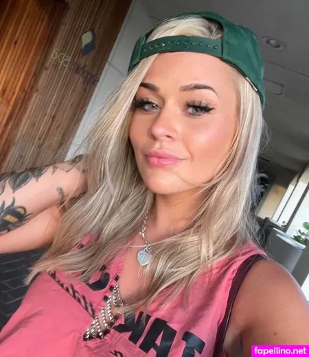 Barbiebrookeecc OnlyFans Thumbnail #xTSC83Yn3I