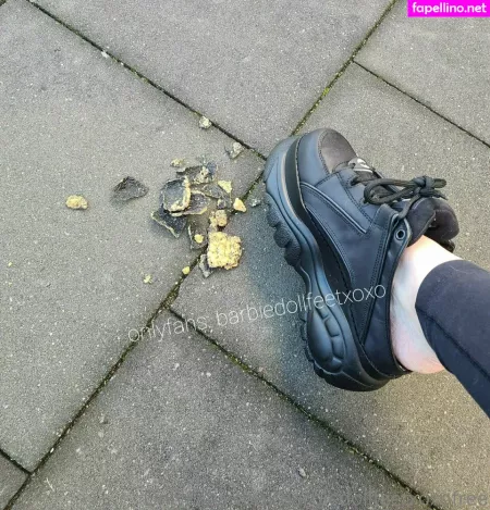 Barbiedollfeetxoxofree OnlyFans Thumbnail #YeuA6zucXC