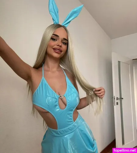 Barbiefantasylucy OnlyFans Thumbnail #s2zA8ZWrFn