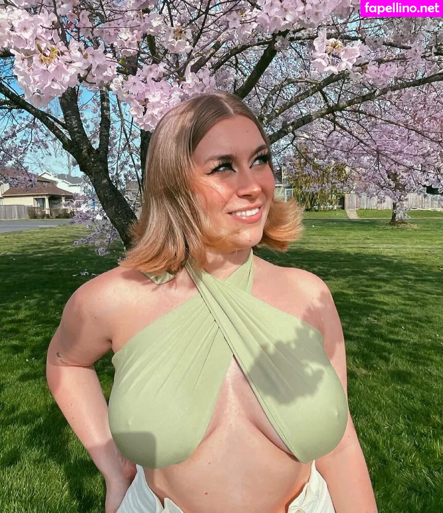 barbiegotthicc, crosbaaaby Nude Leaked OnlyFans Photo #38BXe38CHo