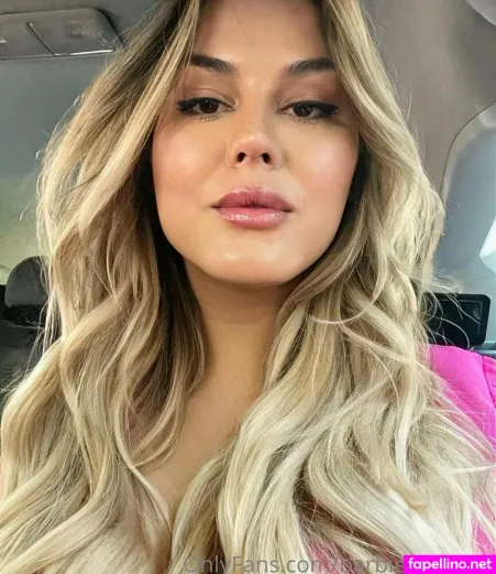 Barbiegoulartx OnlyFans Thumbnail #WEIrjN0zzM