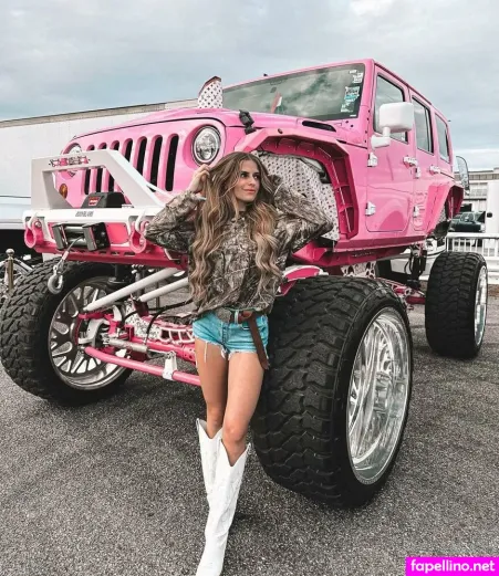 Barbiejeepgirl 3 OnlyFans Thumbnail #0y2CSioZ9U