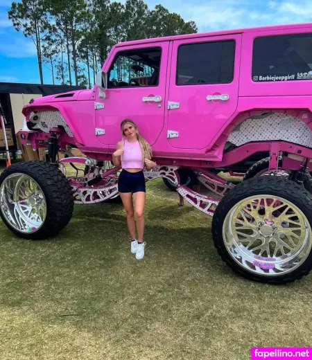 Barbiejeepgirl 3 OnlyFans Thumbnail #FgIOIoLfq5