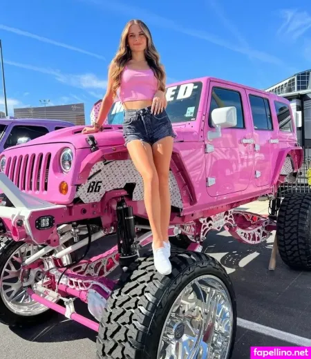 Barbiejeepgirl 3 OnlyFans Thumbnail #b1bJc8vUaU