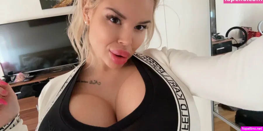 Barbiekristina 1 OnlyFans Thumbnail #N5S8mY3PMW