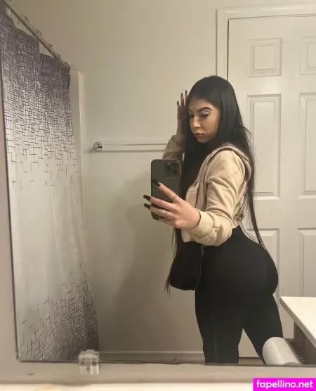 Barbielatinaa OnlyFans Thumbnail #mg7ArU5VkS