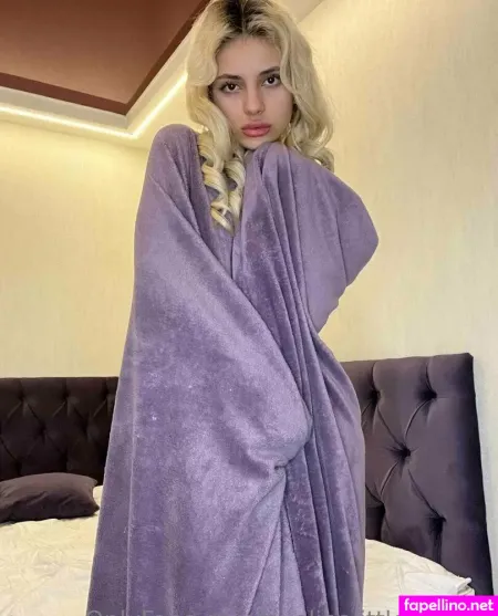 Barbielittledemon OnlyFans Thumbnail #2m3FuGFFNq