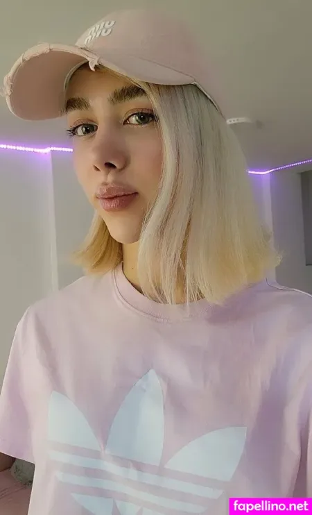 Barbiepinkdreams OnlyFans Thumbnail #MVAsvTJOA1