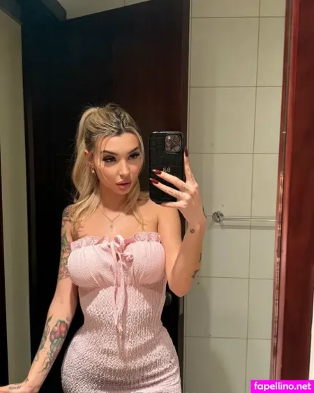 Barbieraxett 1 OnlyFans Thumbnail #6q0Etc7hXW