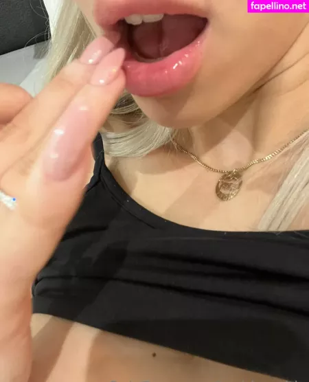 Barbies Side OnlyFans Thumbnail #BLNWEkoqcb