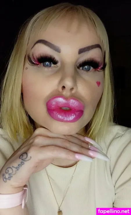 Barbiesaysyes OnlyFans Thumbnail #bZOcgLXb4P