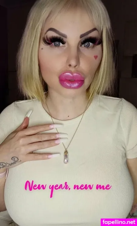 Barbiesaysyes OnlyFans Thumbnail #qFU2zTucwu