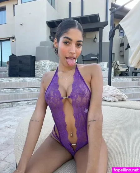 Barbieteen18 OnlyFans Thumbnail #faWD8y9sQX