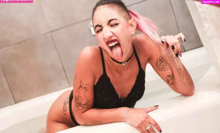 Barbikush OnlyFans Thumbnail #XPzQgZP7xS