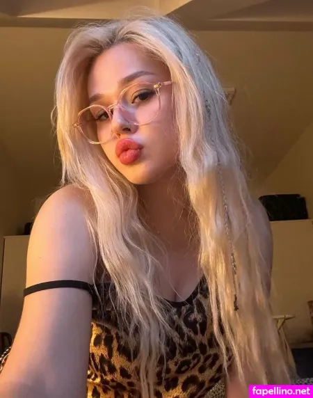 Barbinkova OnlyFans Thumbnail #FXUeGKMp6g