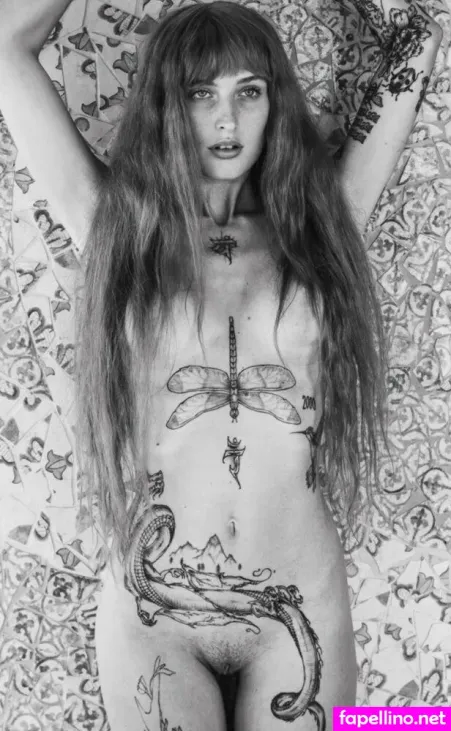 Barbora Aria OnlyFans Thumbnail #OtJ112RmWw