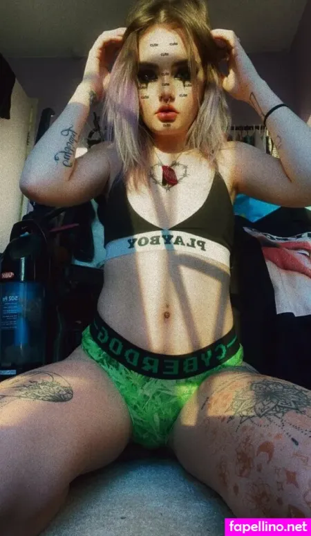 Barbwirefree OnlyFans Thumbnail #yjAPwa0Gpj